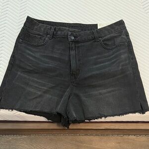 American Eagle Outfitters Black Curvy Mom Jean Shorts